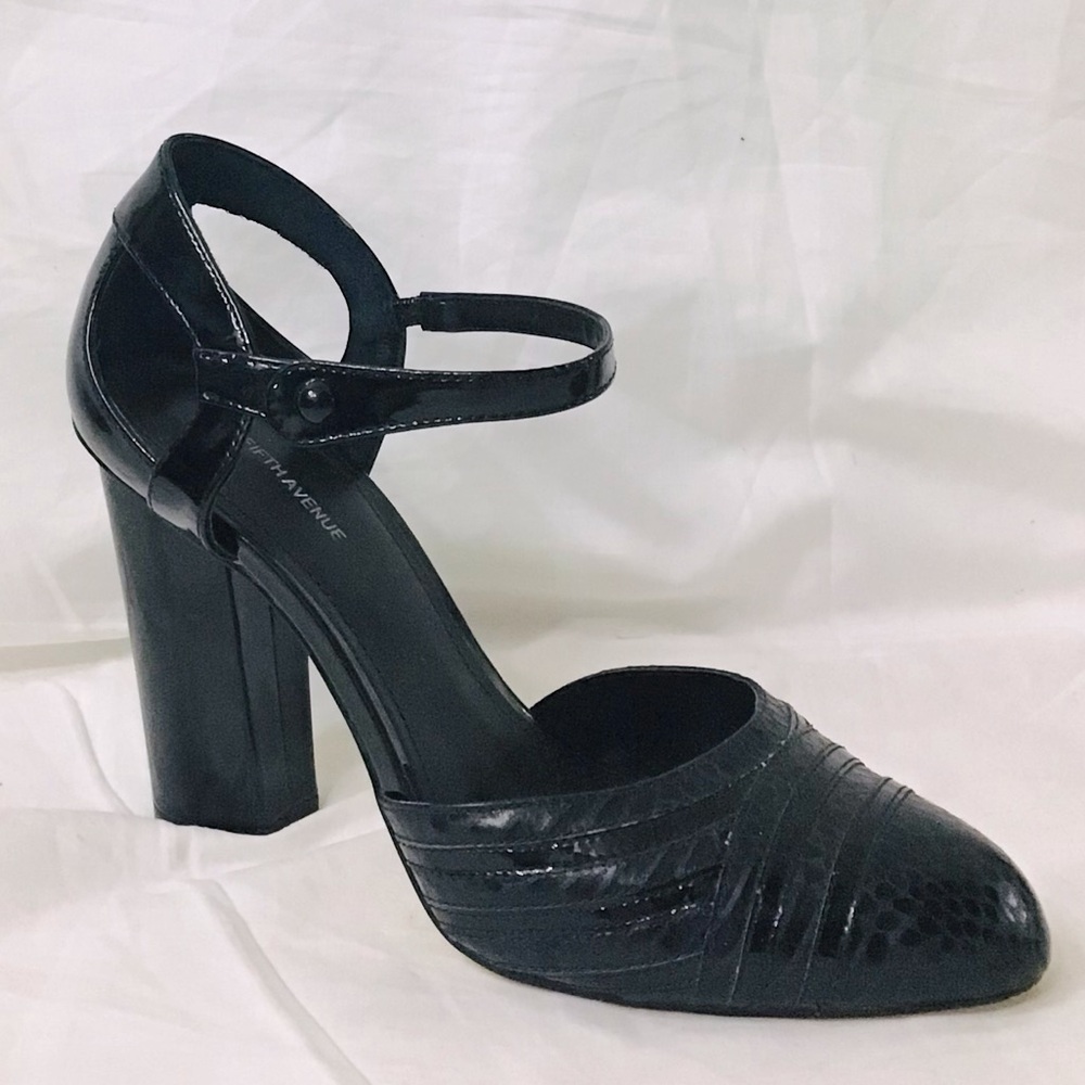 Saks Fifth Avenue Christy Heel